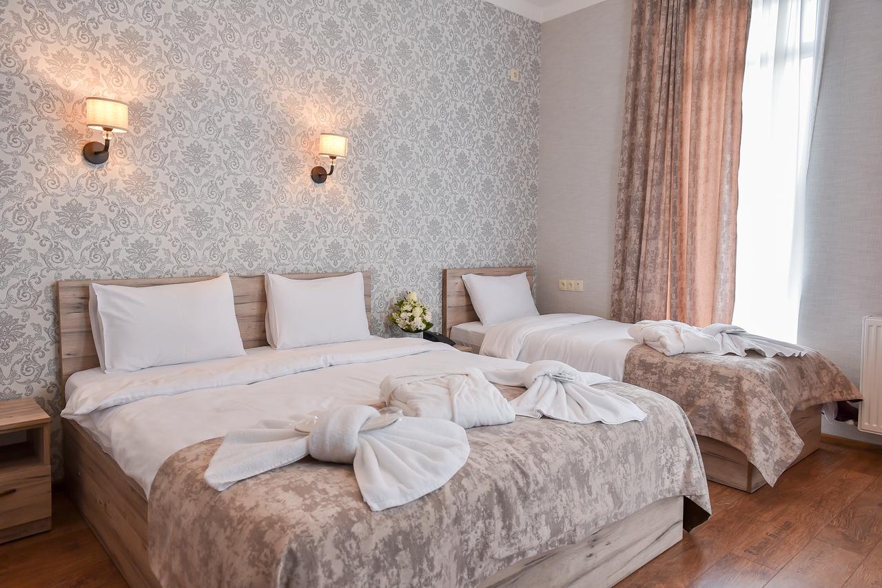 Marialuis Hotel Tbilisi Ngoại thất bức ảnh